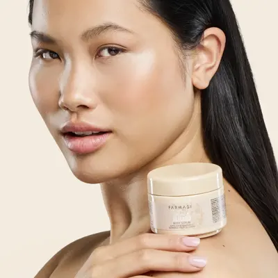 Shea Butter & Almond Scrub view 3