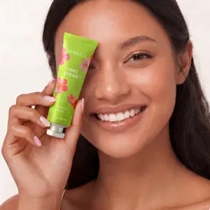 https://content.farmasi.co.uk/Product/1002797_64_4.webp